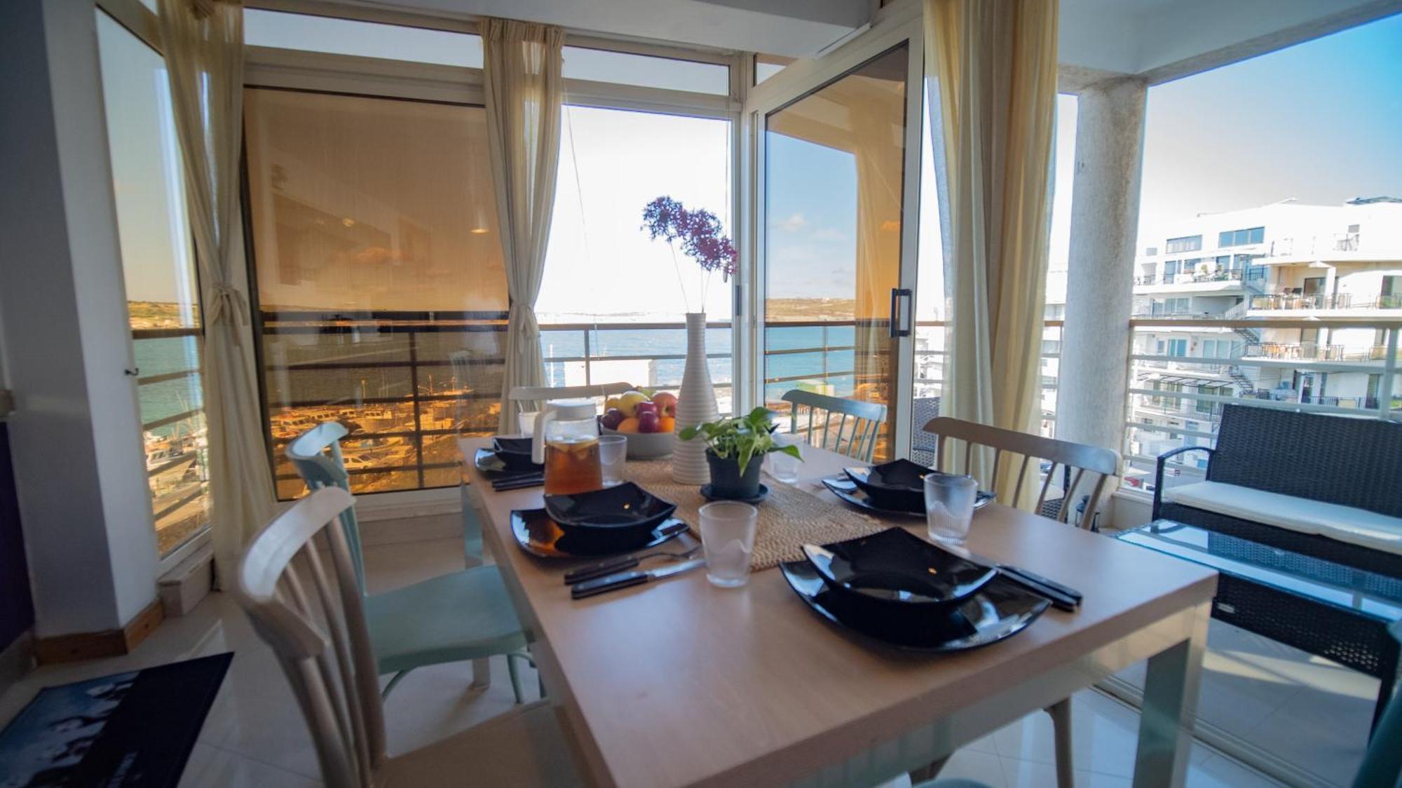Mellieha Bay 3 Bedroom Apartment "Coastal Comfort" Екстер'єр фото